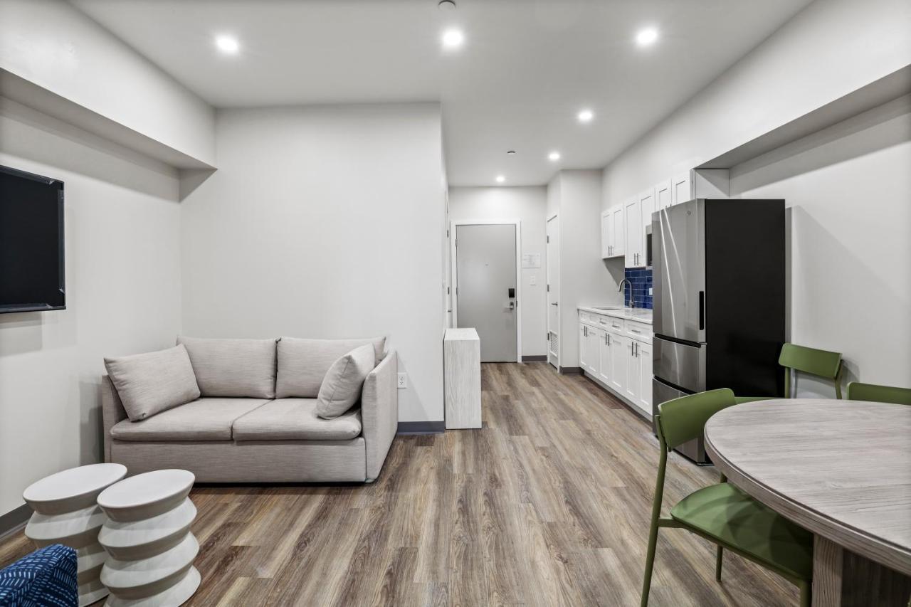וויילדווד Seaport Suites מראה חיצוני תמונה